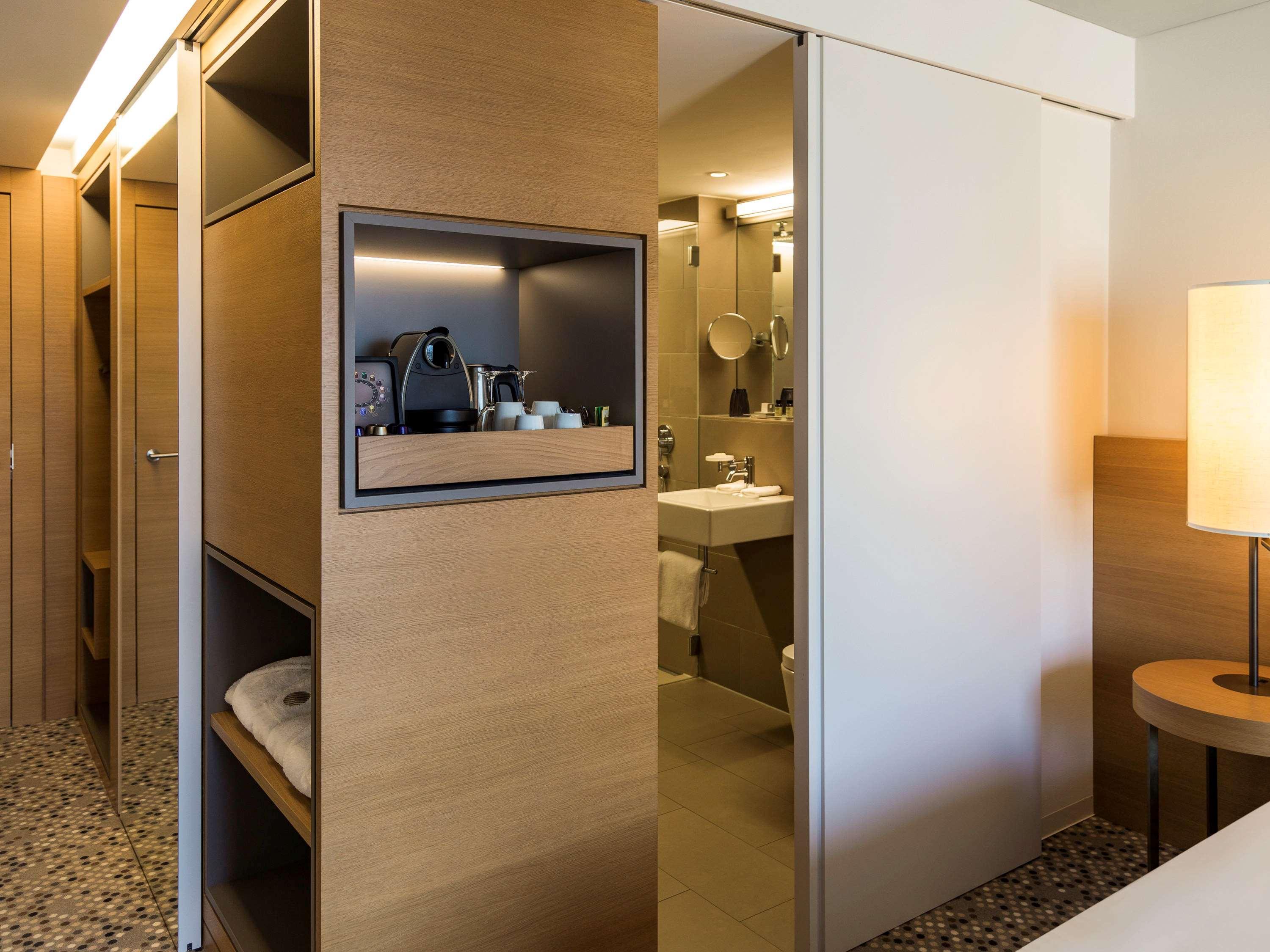 Pullman Basel Europe Hotell Eksteriør bilde