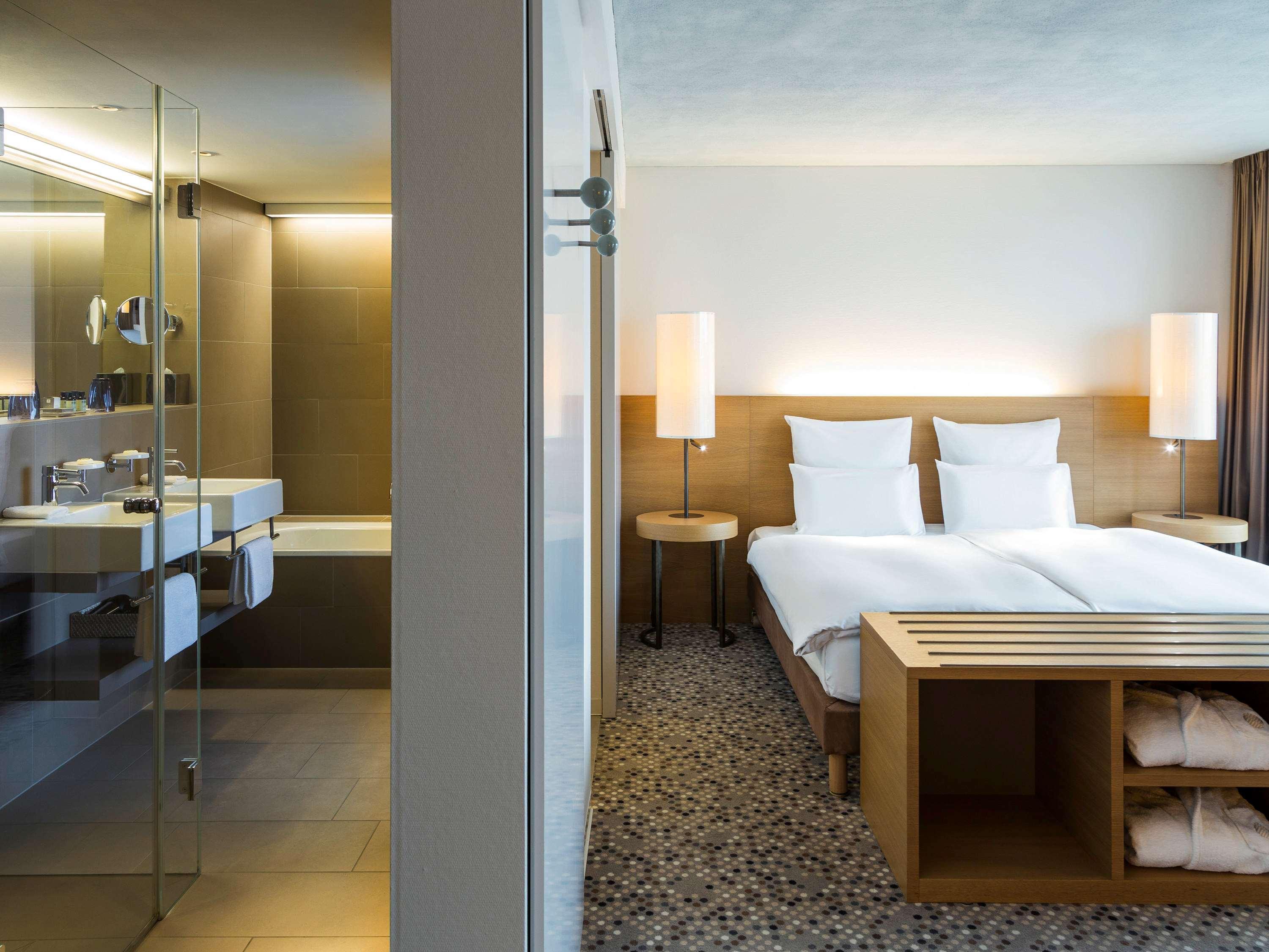 Pullman Basel Europe Hotell Eksteriør bilde