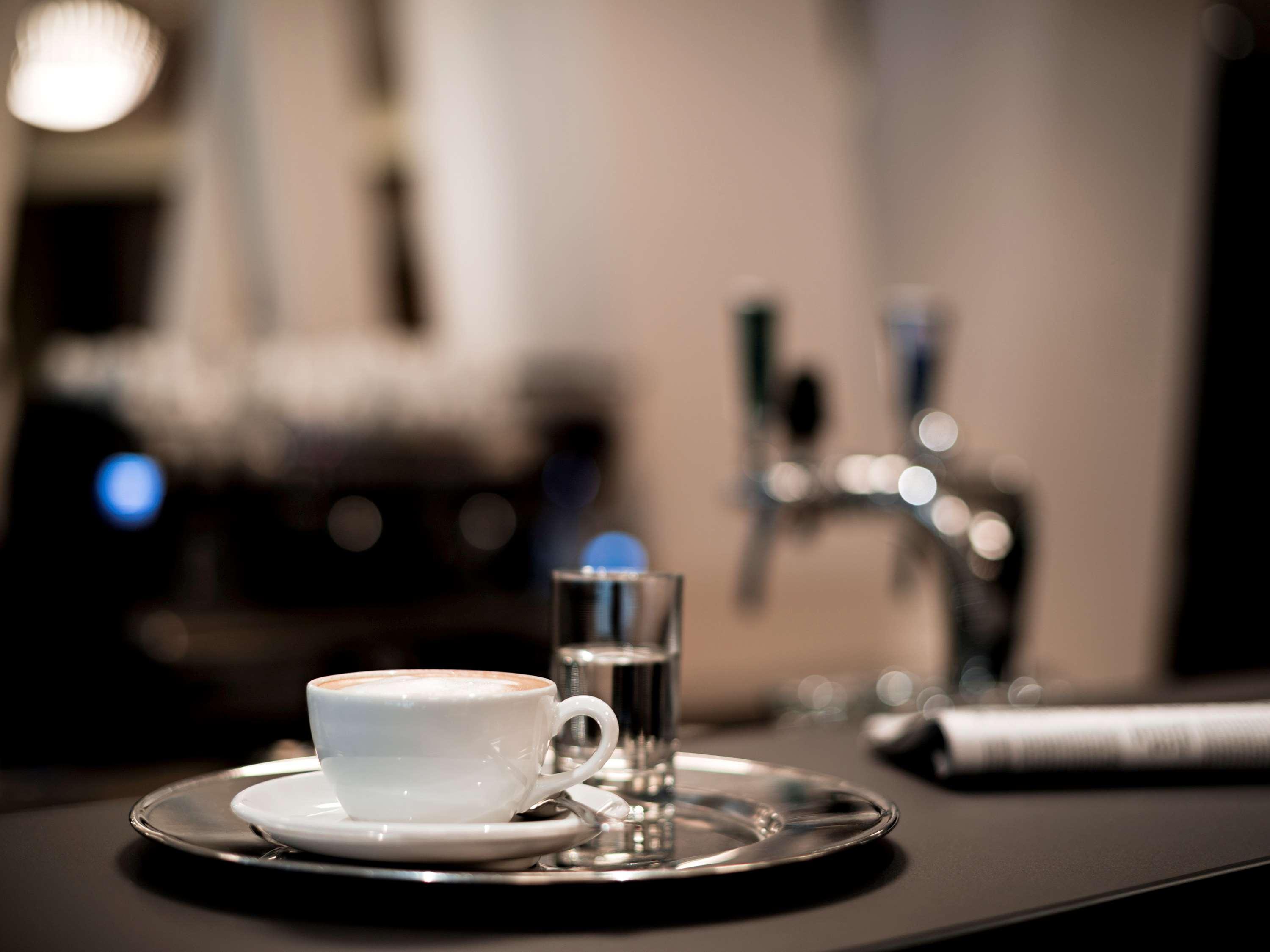 Pullman Basel Europe Hotell Eksteriør bilde