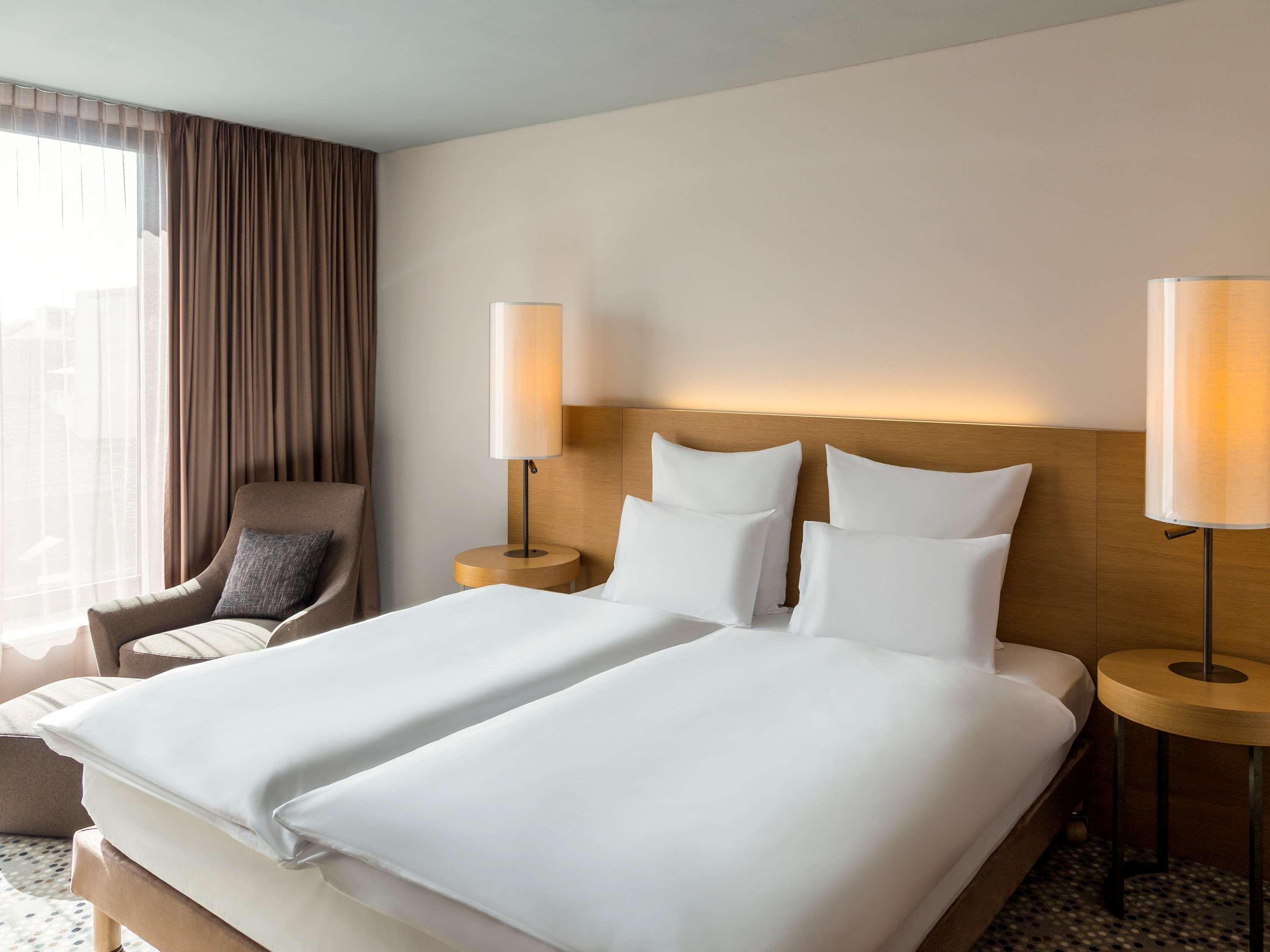 Pullman Basel Europe Hotell Eksteriør bilde