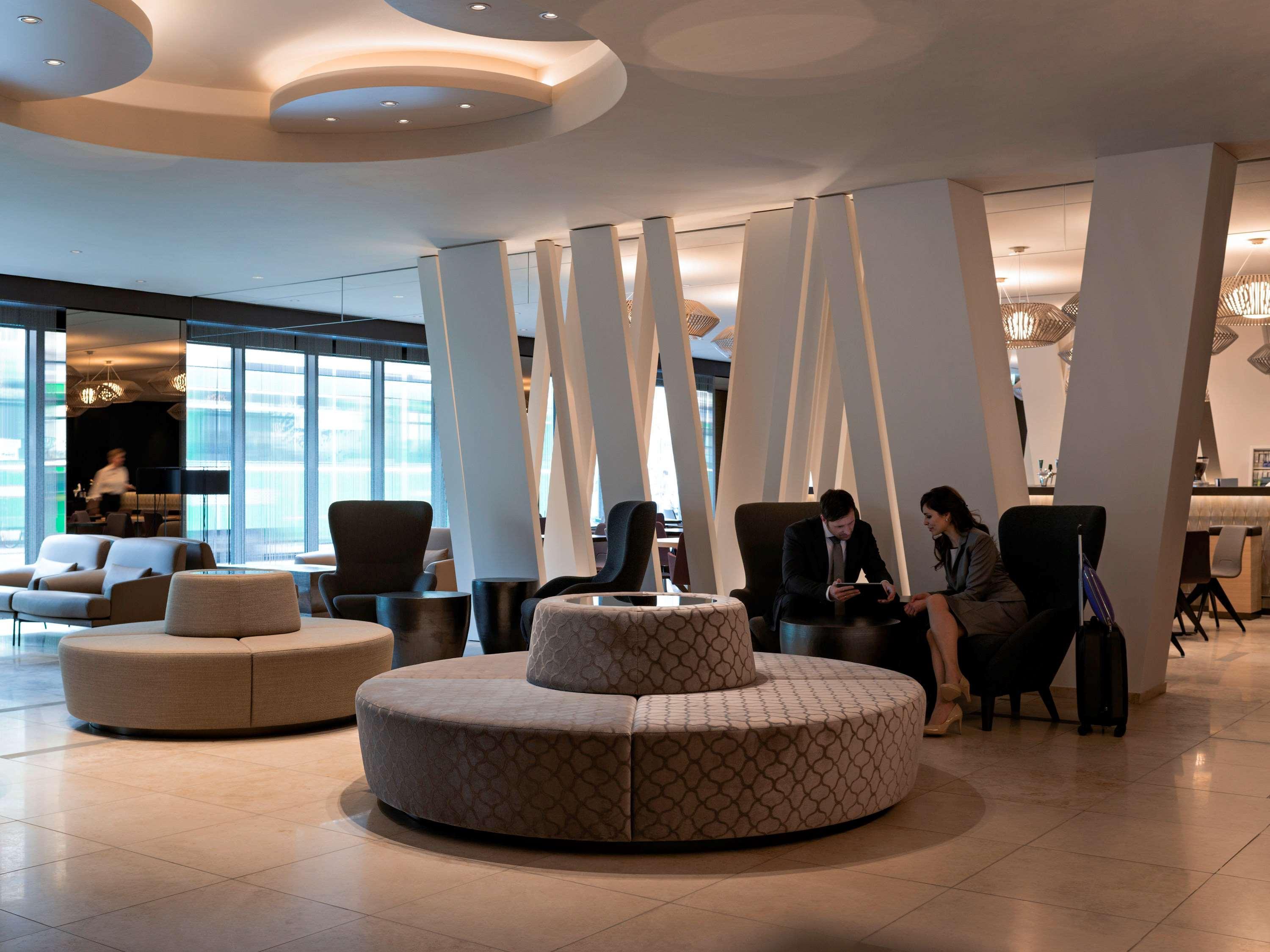 Pullman Basel Europe Hotell Eksteriør bilde